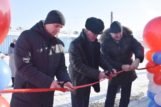 26 января состоялось значимое событие для сельскохозяйственного производственного кооператива «Окинский», Зиминского района и всей Иркутской области в целом. В СПК открылся новый модернизированный цех промышленного выращивания кур-несушек № 22.